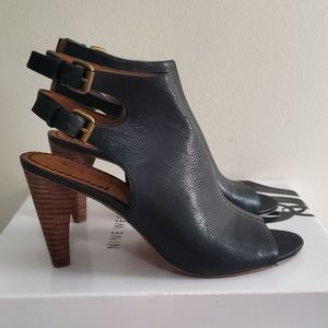 NWT Nine West Miraculous Black Leather Peep Toe Heel